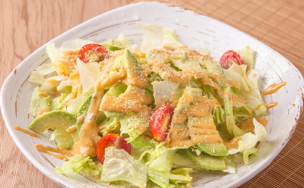 牛油果蔬菜沙拉